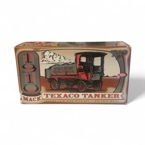 ERTL Collectable 1910 Mack Texaco Tanker Bank - New I’m Box